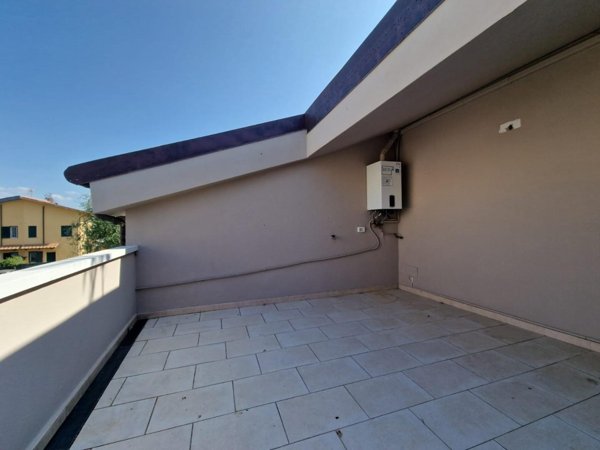 casa indipendente in vendita a Crespina Lorenzana
