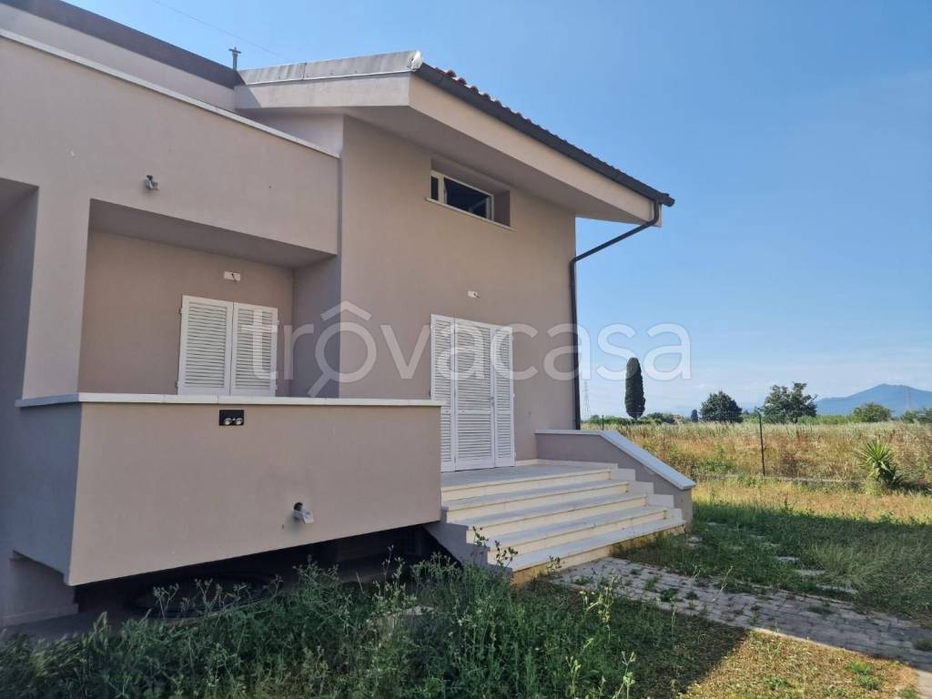 casa indipendente in vendita a Crespina Lorenzana