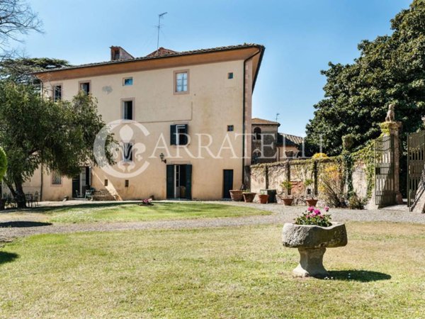 villa in vendita a Crespina Lorenzana in zona Lorenzana