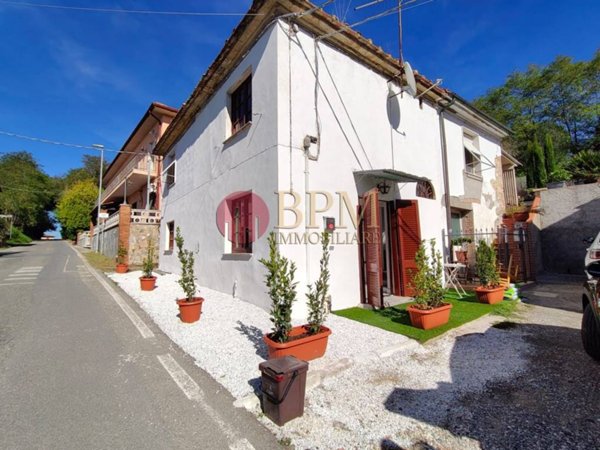 casa indipendente in vendita a Crespina Lorenzana in zona Lorenzana