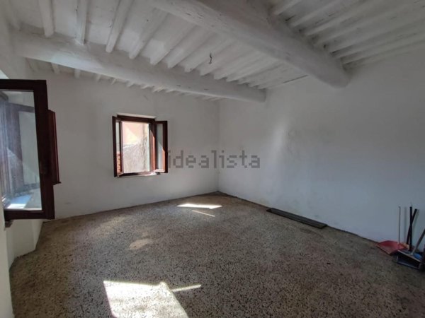 casa indipendente in vendita a Crespina Lorenzana in zona Crespina