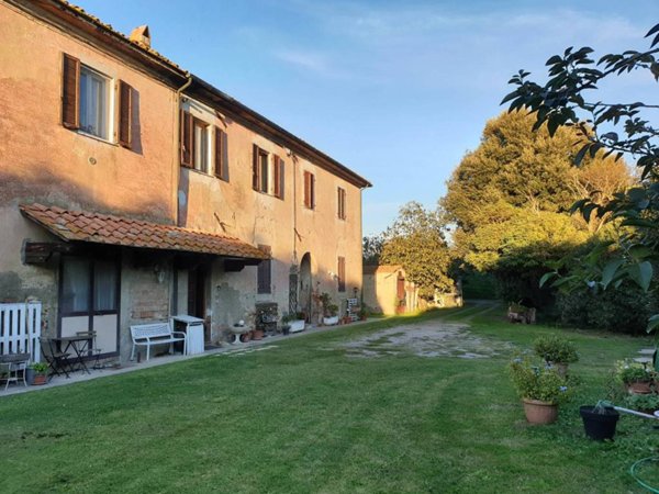 casa indipendente in vendita a Crespina Lorenzana in zona Lorenzana