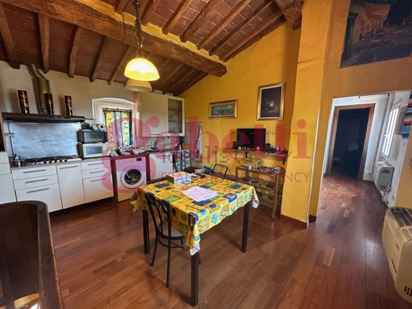 appartamento in vendita a Crespina Lorenzana in zona Lorenzana