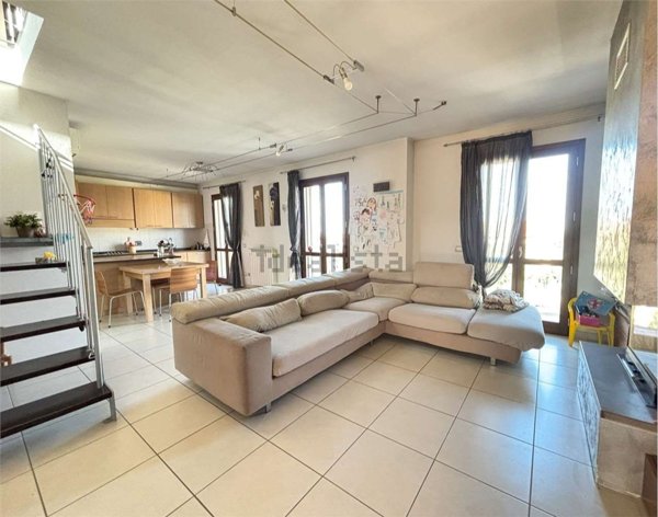 appartamento in vendita a Crespina Lorenzana in zona Cenaia