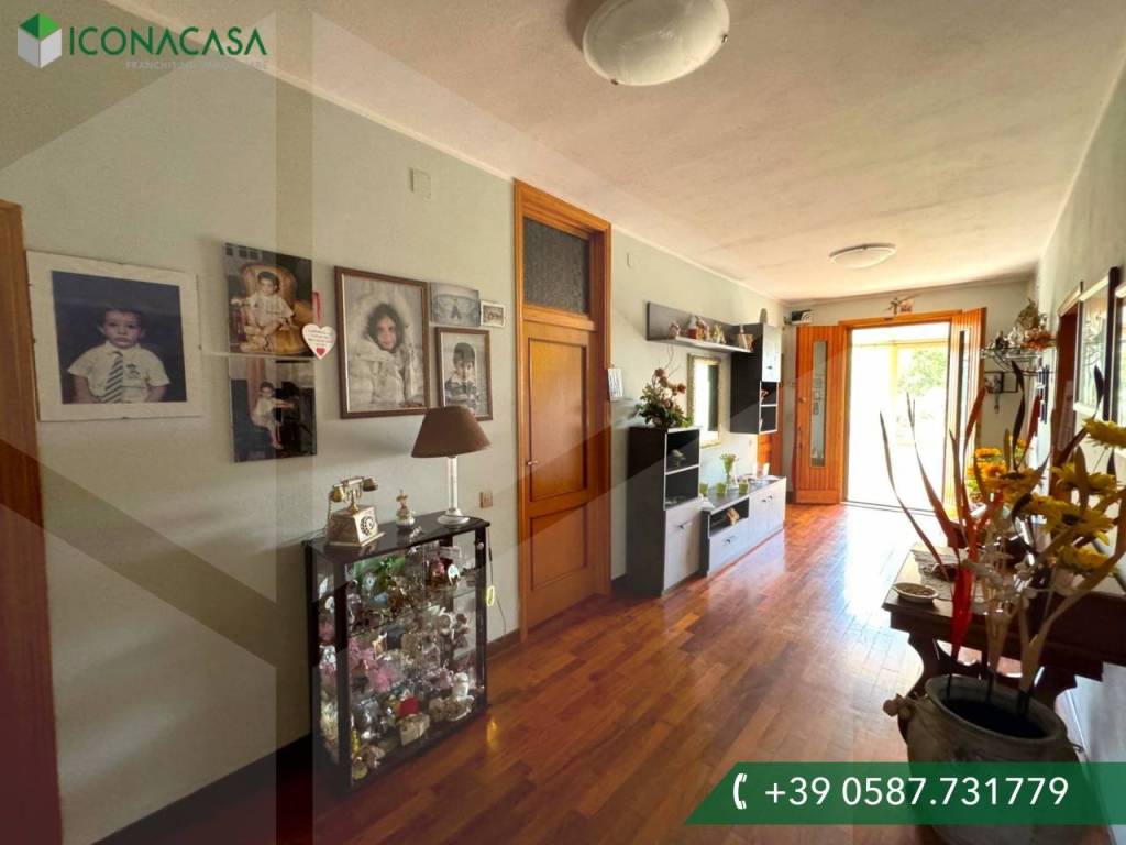 appartamento in vendita a Crespina Lorenzana in zona Lavoria