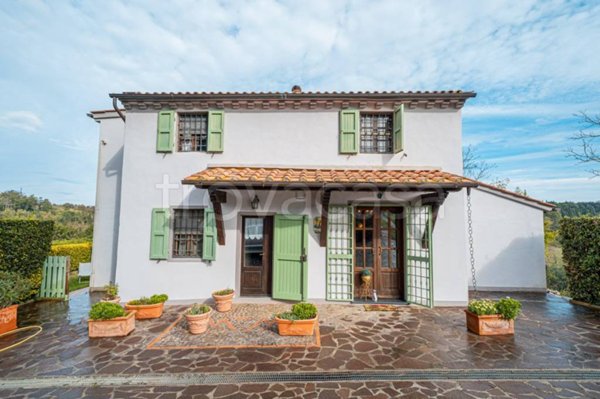 casa indipendente in vendita a Crespina Lorenzana