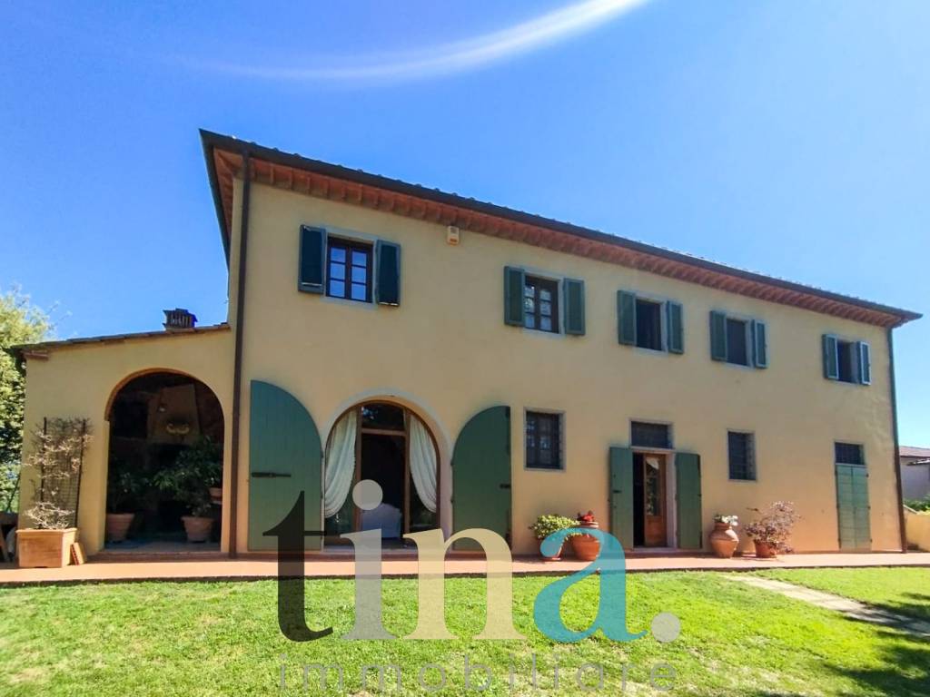 casa indipendente in vendita a Crespina Lorenzana in zona Crespina