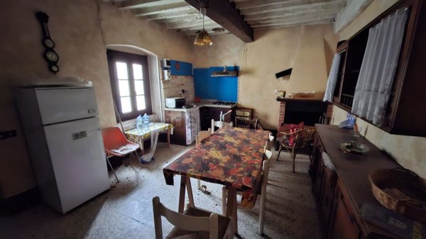 appartamento in vendita a Crespina Lorenzana in zona Tremoleto