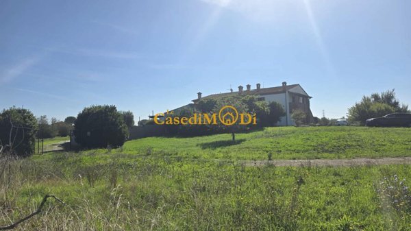 casa indipendente in vendita a Crespina Lorenzana in zona Lavoria