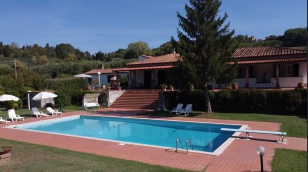 casa indipendente in vendita a Crespina Lorenzana in zona Lorenzana