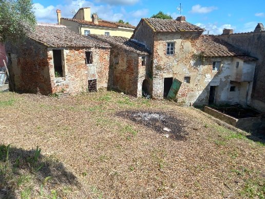 casa indipendente in vendita a Crespina Lorenzana in zona Crespina