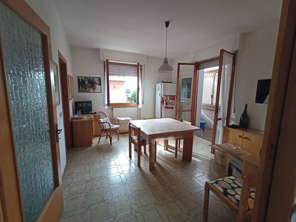 appartamento in vendita a Crespina Lorenzana in zona Cenaia