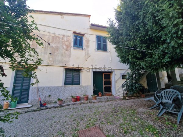 casa indipendente in vendita a Crespina Lorenzana in zona Crespina