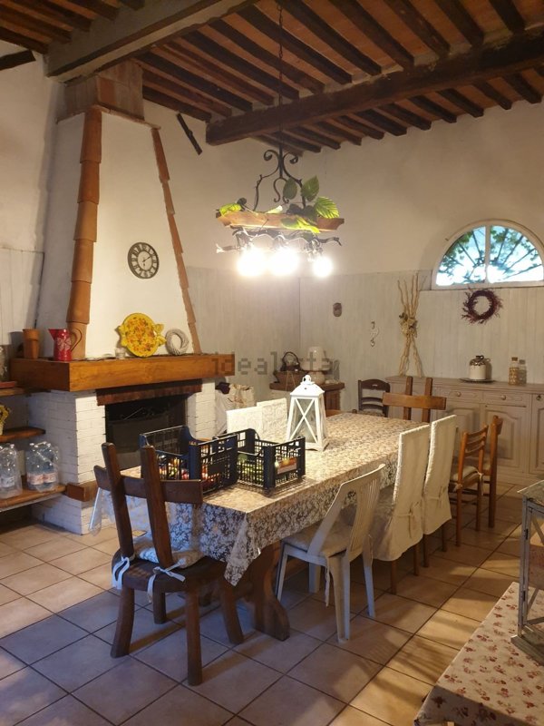 casa indipendente in vendita a Crespina Lorenzana in zona Lavoria