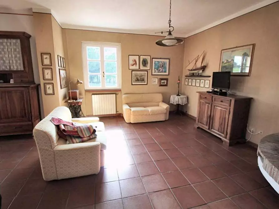 casa indipendente in vendita a Crespina Lorenzana