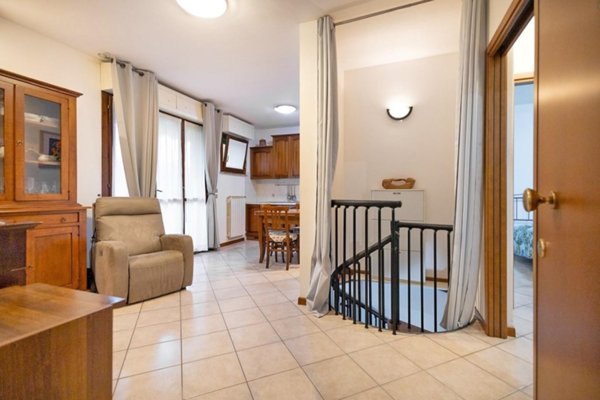 appartamento in vendita a Crespina Lorenzana in zona Cenaia