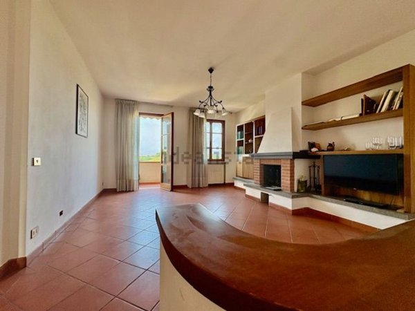 appartamento in vendita a Crespina Lorenzana in zona Crespina