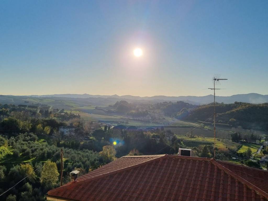 appartamento in vendita a Crespina Lorenzana in zona Lorenzana