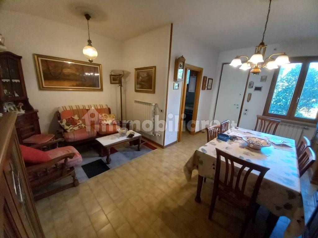 casa indipendente in vendita a Crespina Lorenzana in zona Cenaia