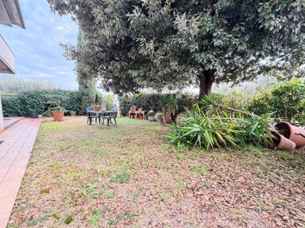 casa indipendente in vendita a Crespina Lorenzana in zona Lavoria