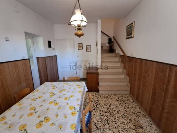 casa indipendente in vendita a Crespina Lorenzana in zona Lavoria