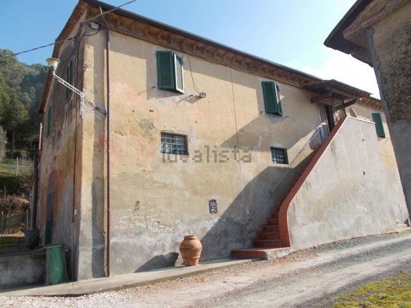 casa indipendente in vendita a Crespina Lorenzana in zona Crespina