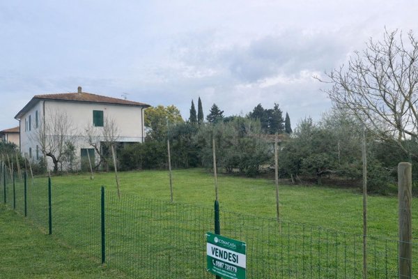 casa indipendente in vendita a Crespina Lorenzana in zona Cenaia