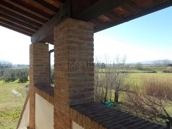casa indipendente in vendita a Crespina Lorenzana in zona Lavoria