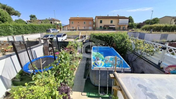 casa indipendente in vendita a Crespina Lorenzana in zona Ceppaiano