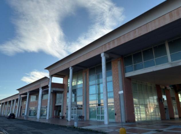 ufficio in vendita a Crespina Lorenzana in zona Crespina