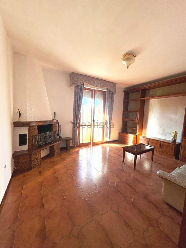 appartamento in vendita a Crespina Lorenzana in zona Cenaia