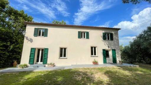 casa indipendente in vendita a Crespina Lorenzana in zona Lorenzana