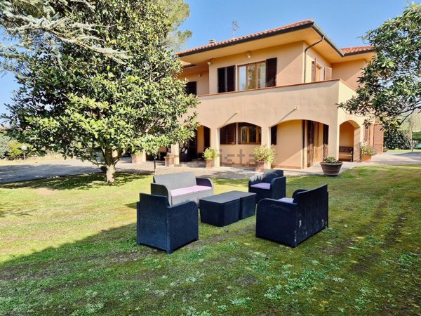 casa indipendente in vendita a Crespina Lorenzana in zona Crespina