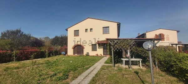 appartamento in vendita a Crespina Lorenzana in zona Cenaia