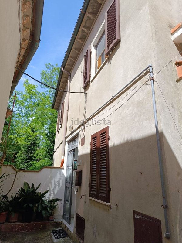 appartamento in vendita a Crespina Lorenzana in zona Lorenzana