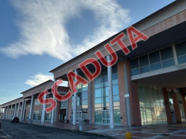 pentavano in vendita a Crespina Lorenzana in zona Lavoria