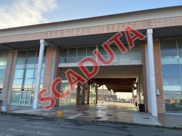 pentavano in vendita a Crespina Lorenzana in zona Lorenzana
