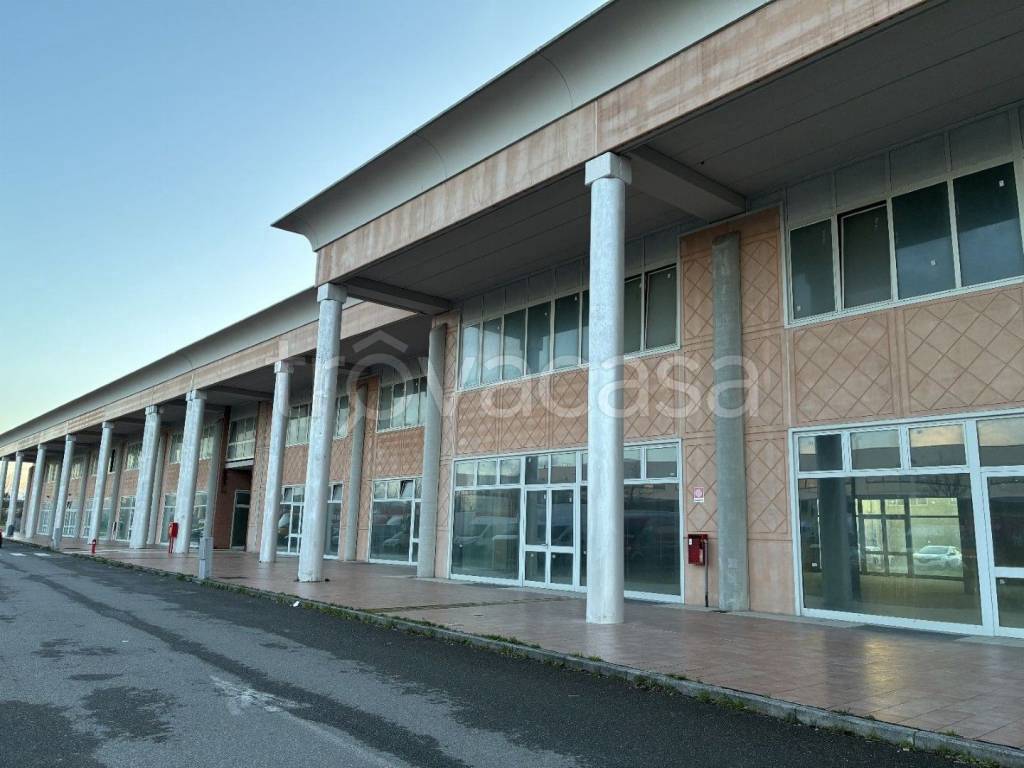 ufficio in vendita a Crespina Lorenzana