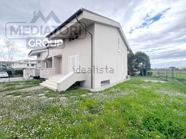 casa indipendente in vendita a Crespina Lorenzana in zona Cenaia