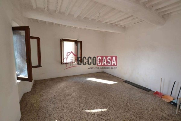 appartamento in vendita a Crespina Lorenzana in zona Crespina