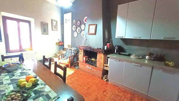 appartamento in vendita a Crespina Lorenzana in zona Crespina