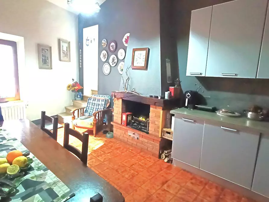 appartamento in vendita a Crespina Lorenzana in zona Crespina