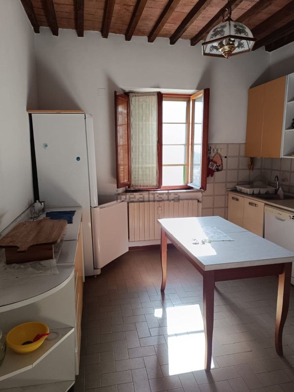appartamento in vendita a Crespina Lorenzana in zona Lorenzana