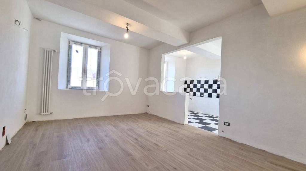 appartamento in vendita a Crespina Lorenzana in zona Lorenzana