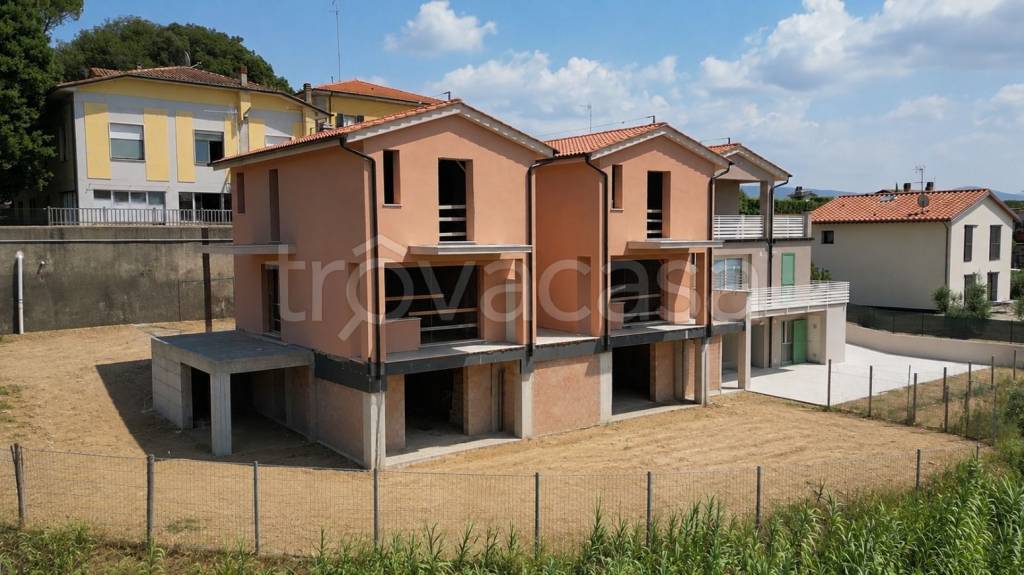 casa indipendente in vendita a Crespina Lorenzana in zona Lorenzana