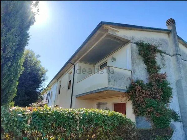 casa indipendente in vendita a Crespina Lorenzana in zona Lavoria