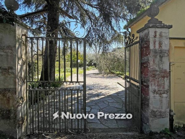 casa indipendente in vendita a Crespina Lorenzana in zona Ceppaiano