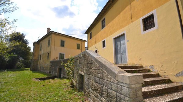 casa indipendente in vendita a Crespina Lorenzana in zona Colle