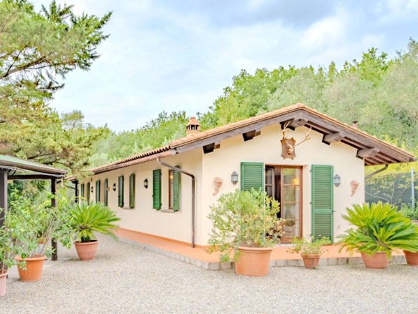 casa indipendente in vendita a Crespina Lorenzana in zona Tremoleto