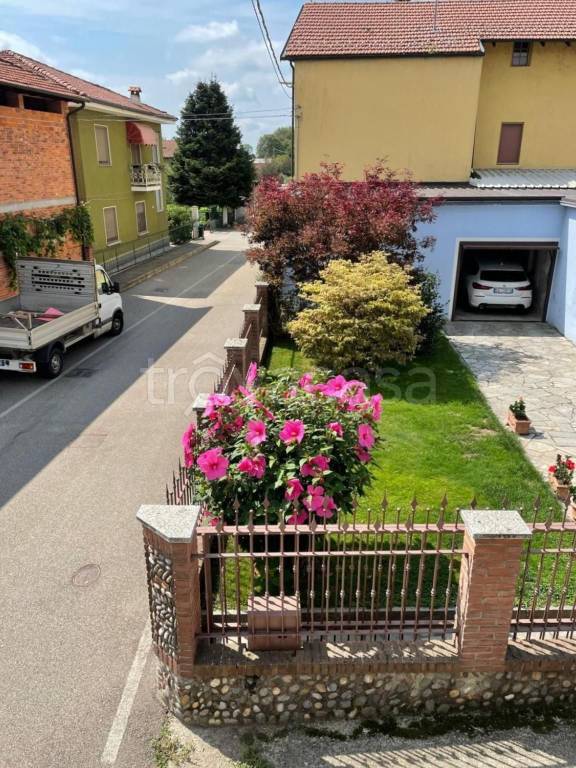 casa indipendente in vendita a Recetto